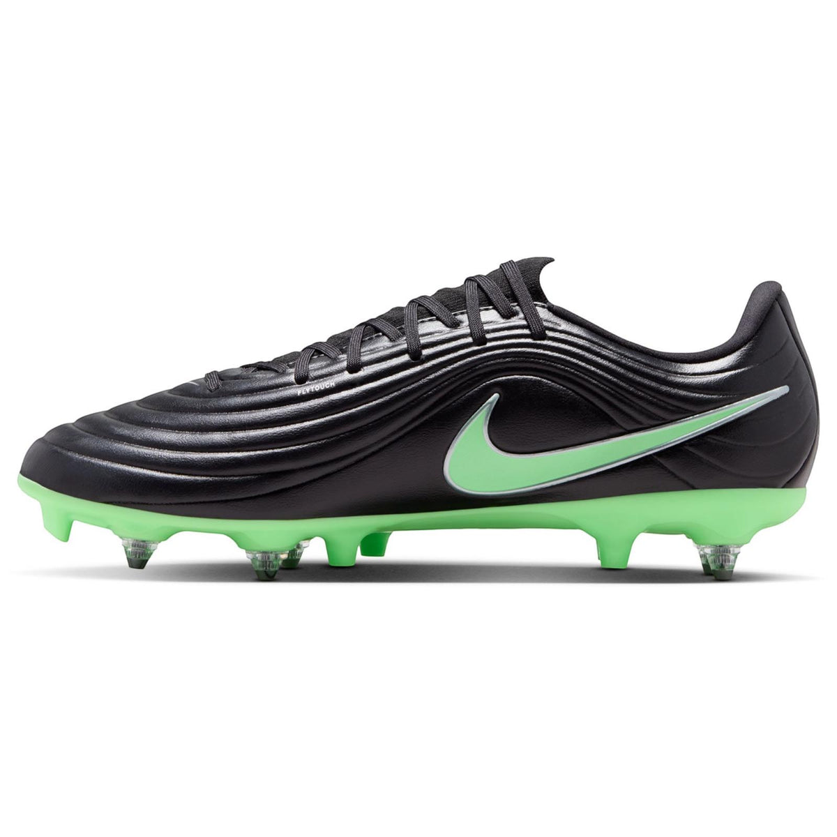 Nike Tiempo Maestro Academy Soft Ground Football Boots