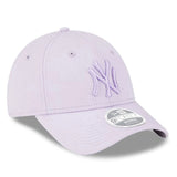 New Era New York Yankees League Essential 9FORTY Adjustable Cap