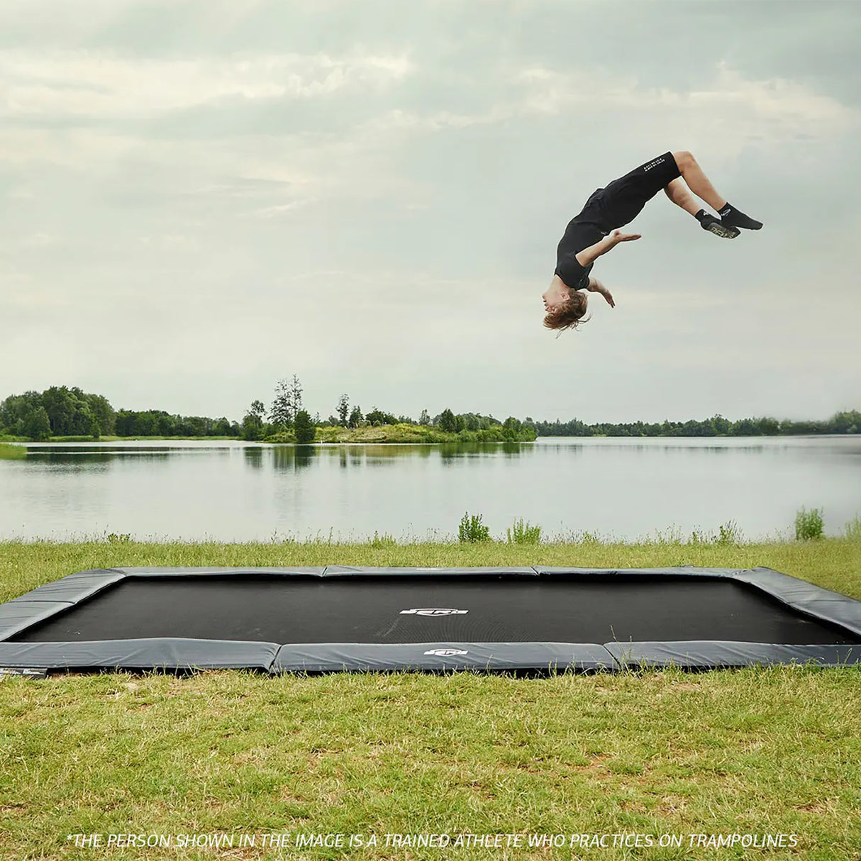 BERG SPORTS Ultim Elite FlatGround 500 Trampoline Grey
