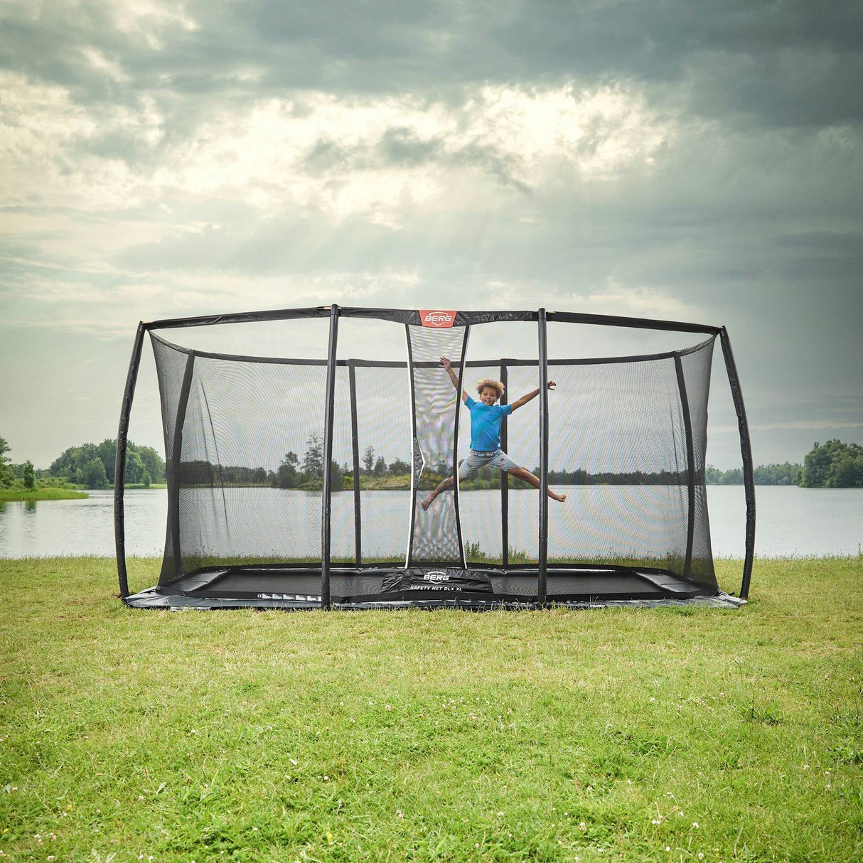 BERG Ultim Elite FlatGround 500 Trampoline Grey + Safety Net DLX XL