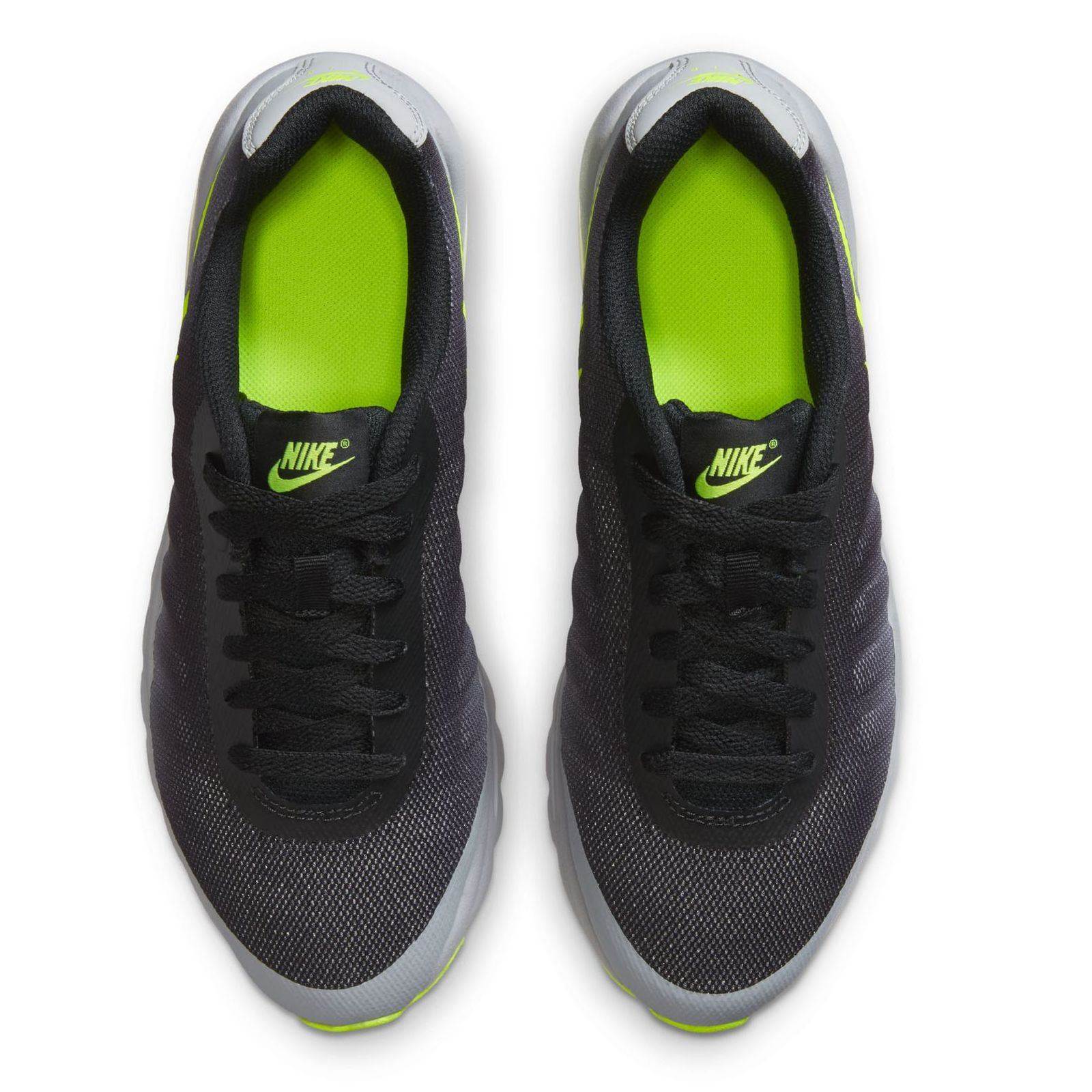 nike invigor green