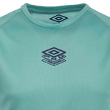 Umbro Formation Football Kids Short Sleeved Training Jersey Close-Up Chest View
