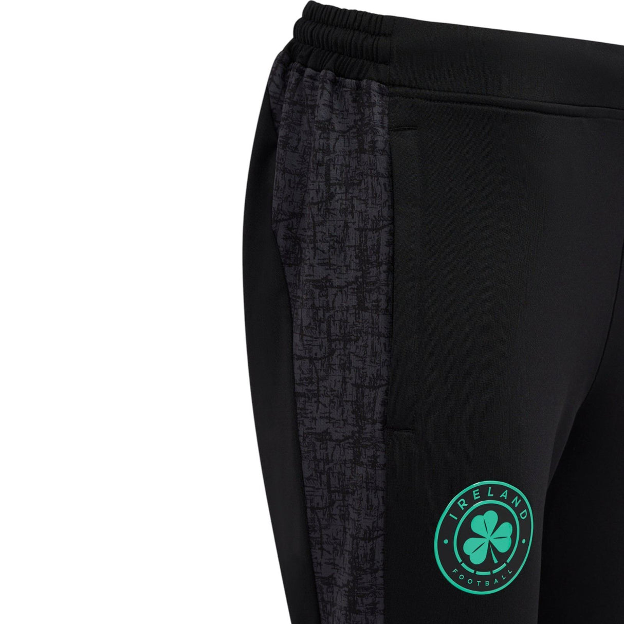 Castore FAI Ireland Football 2025/26 Kids Training Pant Close-Up Side View