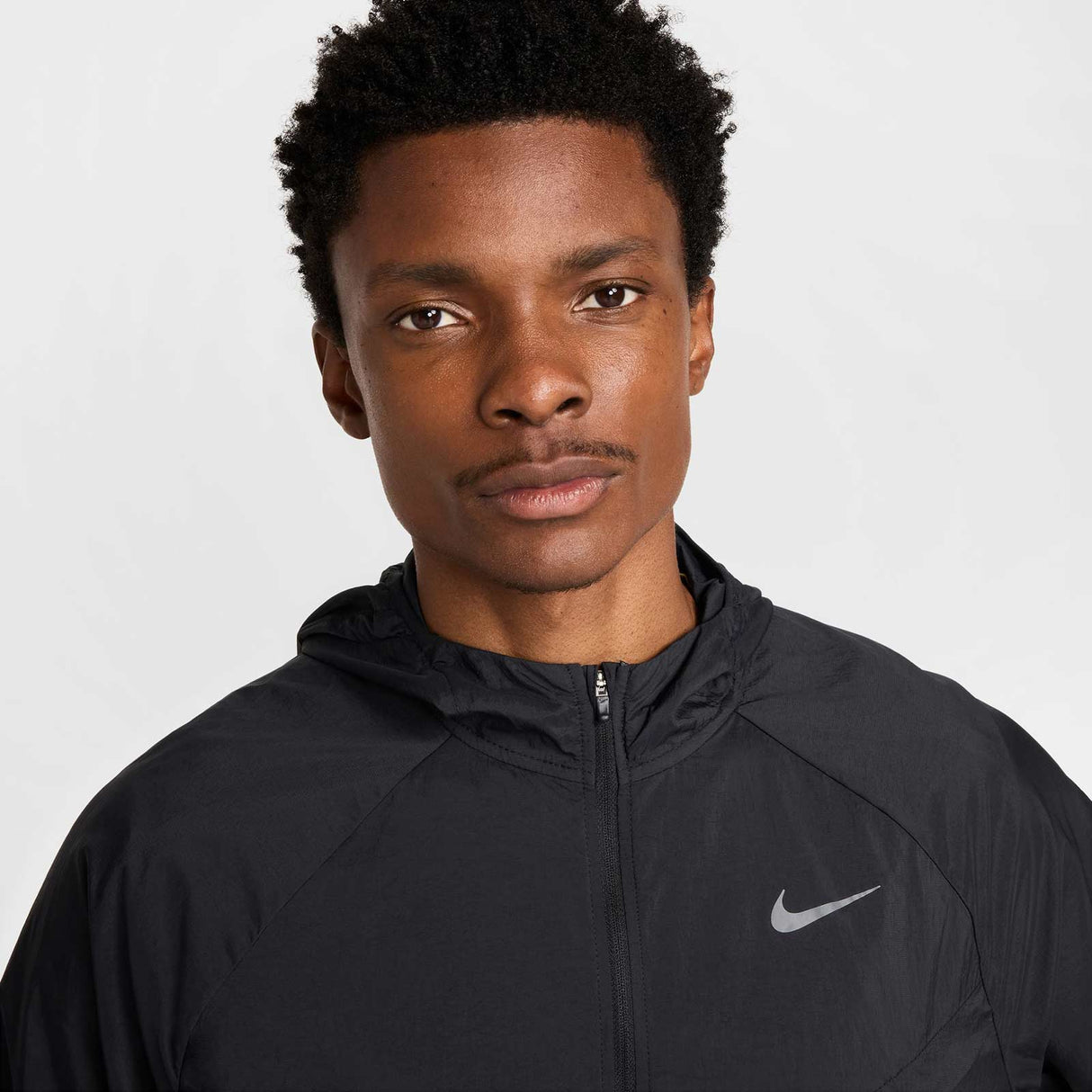 Nike Stride Mens Repel UV Running Jacket