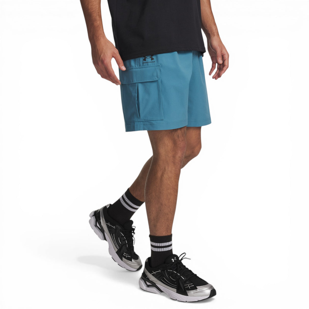 UA Mens VIBE WOVEN CARGO Shorts Blue