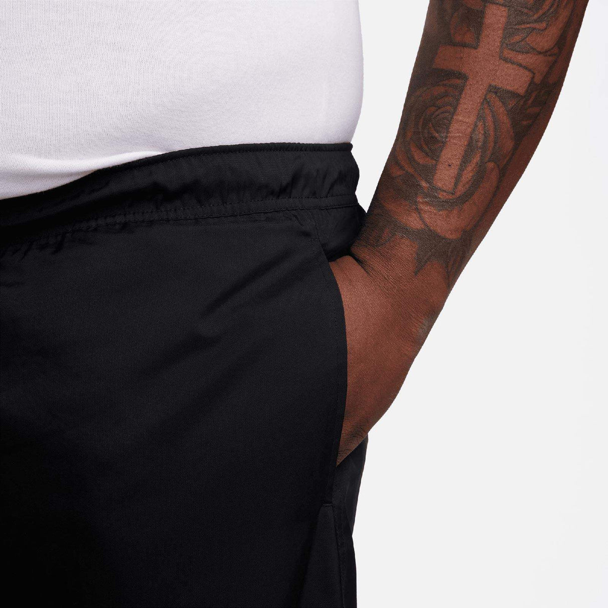 Nike Mens NK CLUB FLOW SHORT Black