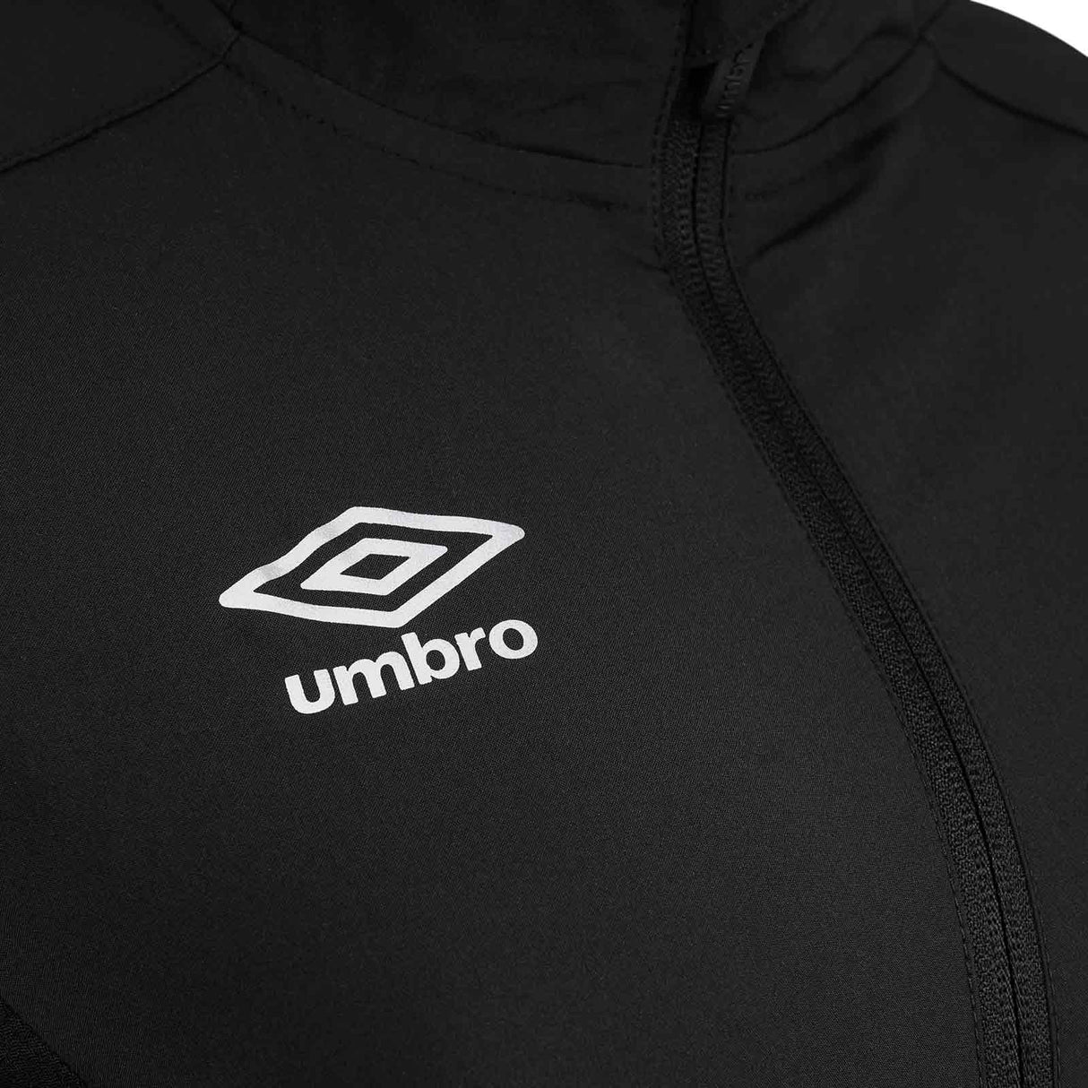 UMBRO TRN THERMAL HYBRID HZ TOP Kids Blk