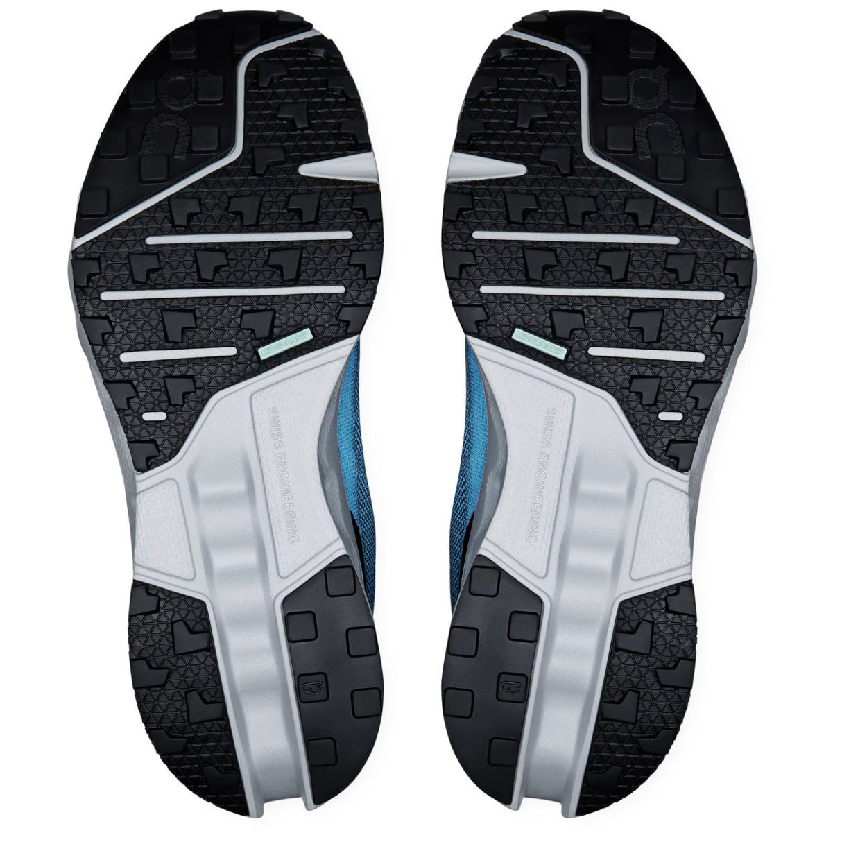 On Cloudsurfer Trail Mens Running Shoes