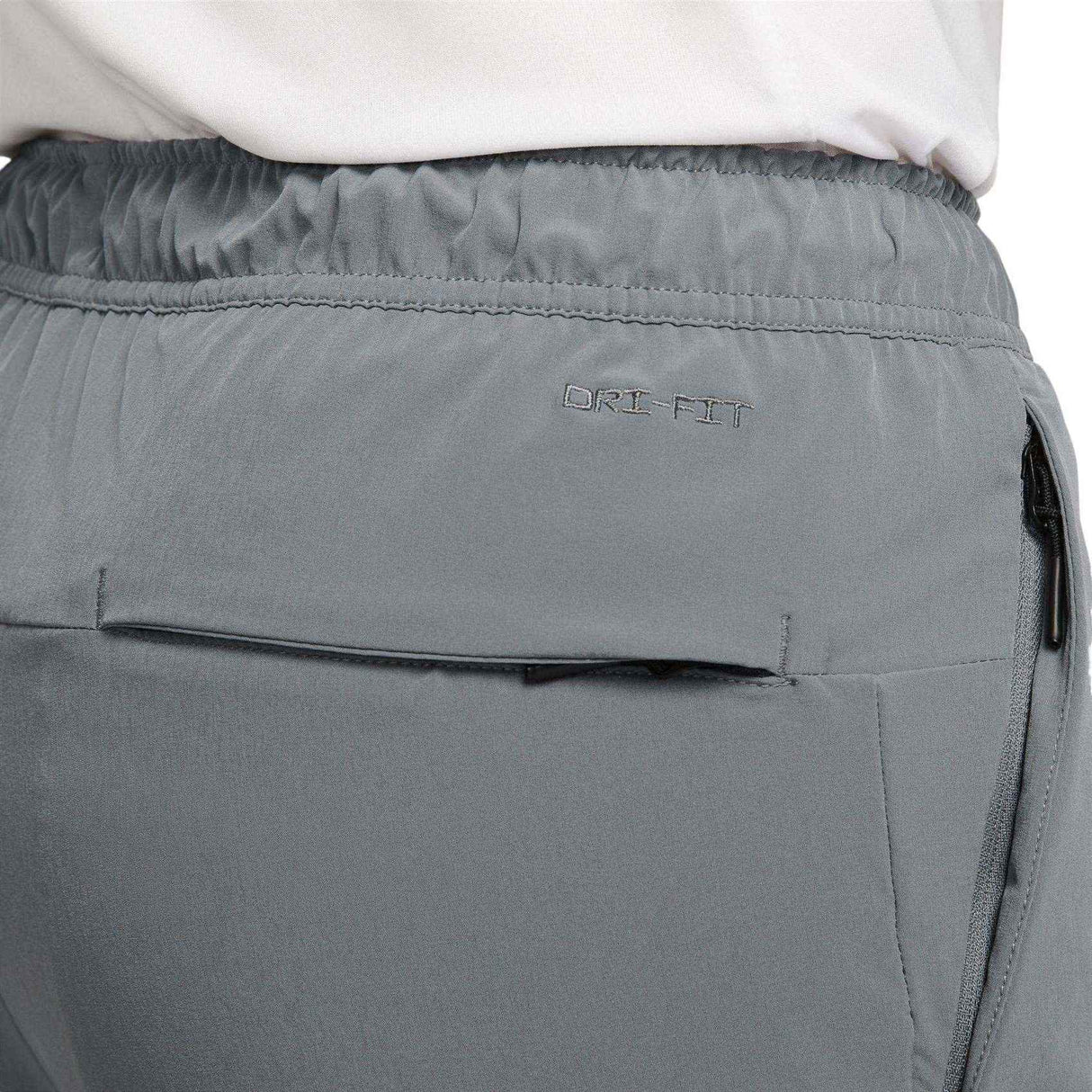 Nike Unlimited Mens Dri-FIT Zippered Cuff Versatile Pants