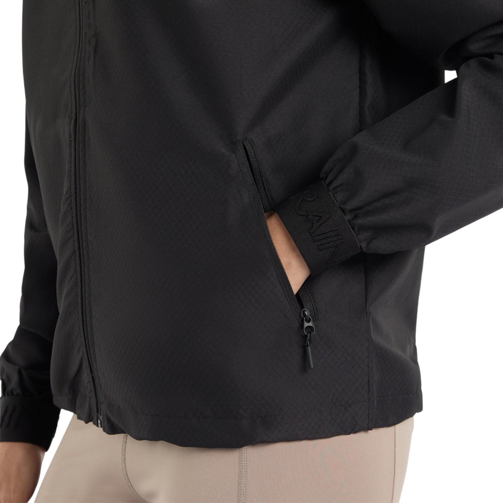 Umbro Pro Training Womens Full-Zip Windbreaker Jacket