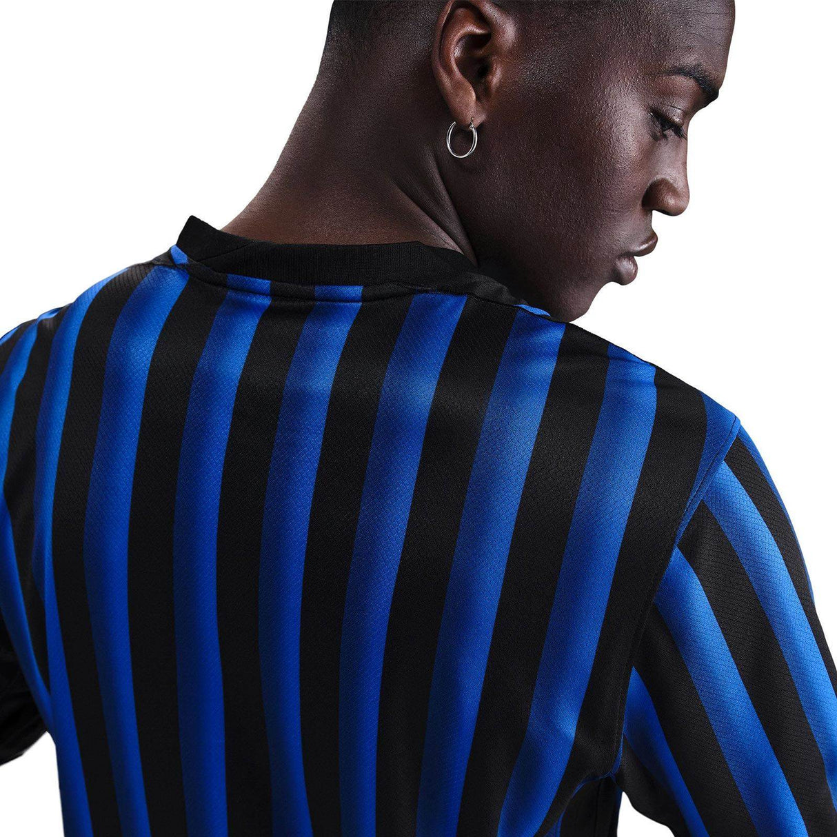 Nike Inter Milan 2025/26 Stadium Home Jersey - Close up View