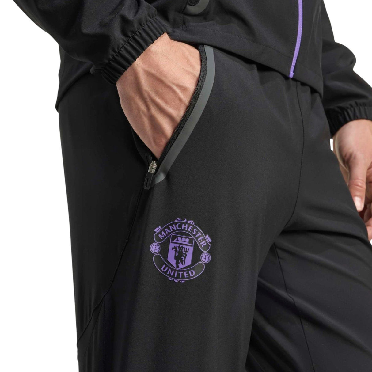 adidas Manchester United Tiro Football 2025/26 Adults Travel Pant