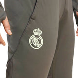 adidas Real Madrid Football 2025/26 Adults Training Pant Model Close-Up Crest View