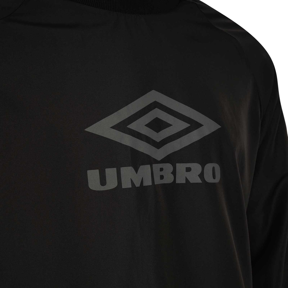 Umbro REVERSIBLE CREW TOP BLACK
