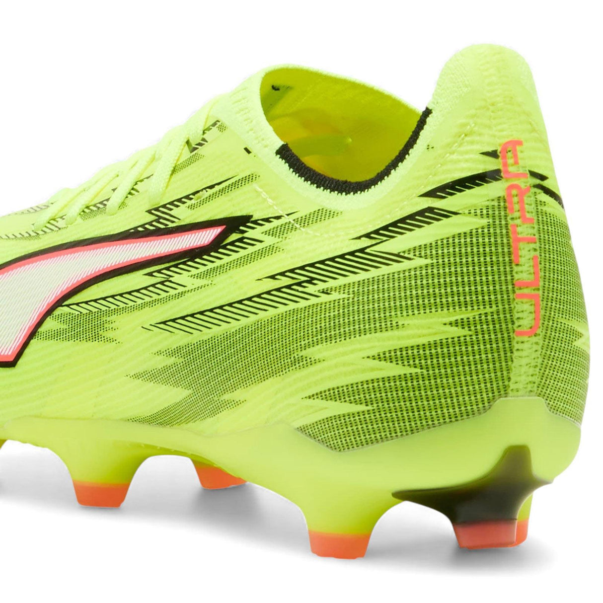 PUMA Ultra 6 Match Firm Ground Football Boots