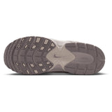 NIKE V5 RUNNER SUEDE KIDS BROWN