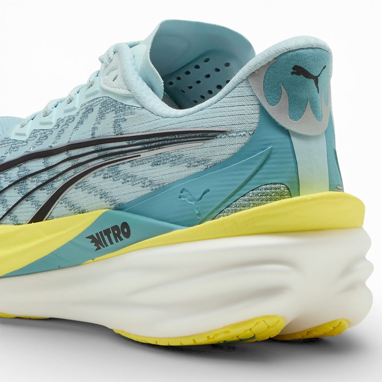 Puma Deviate NITRO™ 4 Mens Cushioned Running Shoes