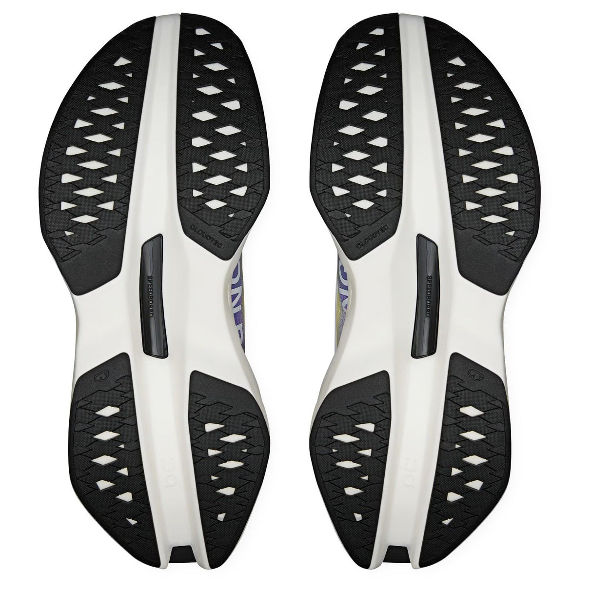 ON Cloudboom Max Womens White