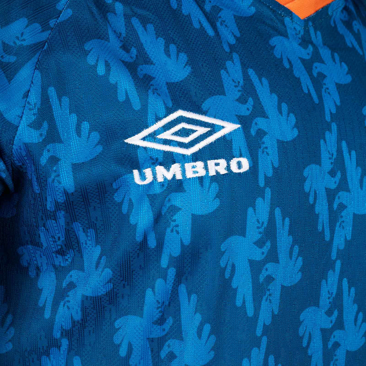 Umbro All Together Now Festival Adults Short Sleeved Retro Jersey Blue Close-Up Umbro Branding View