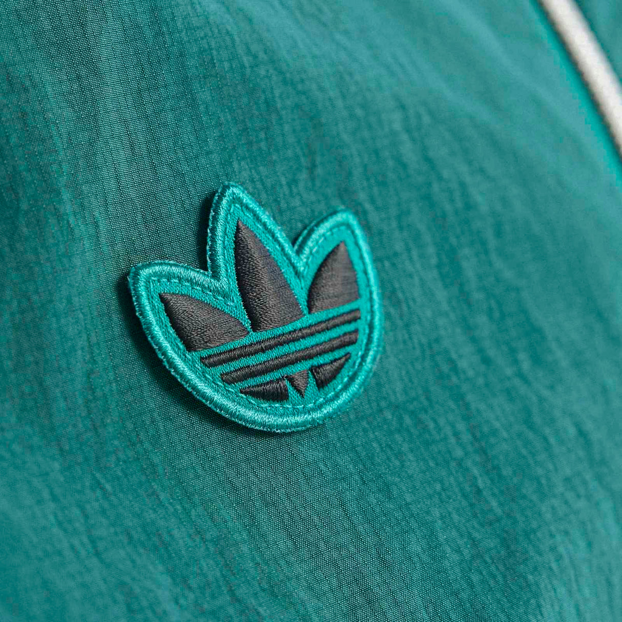 adidas Liverpool Football 2025/26 Adults Half-Zip Jacket