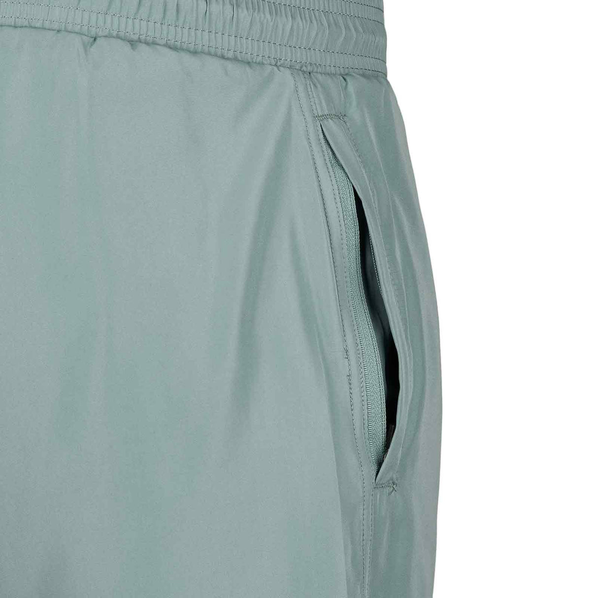 UMBRO MENS WOVEN SHORT GREEN