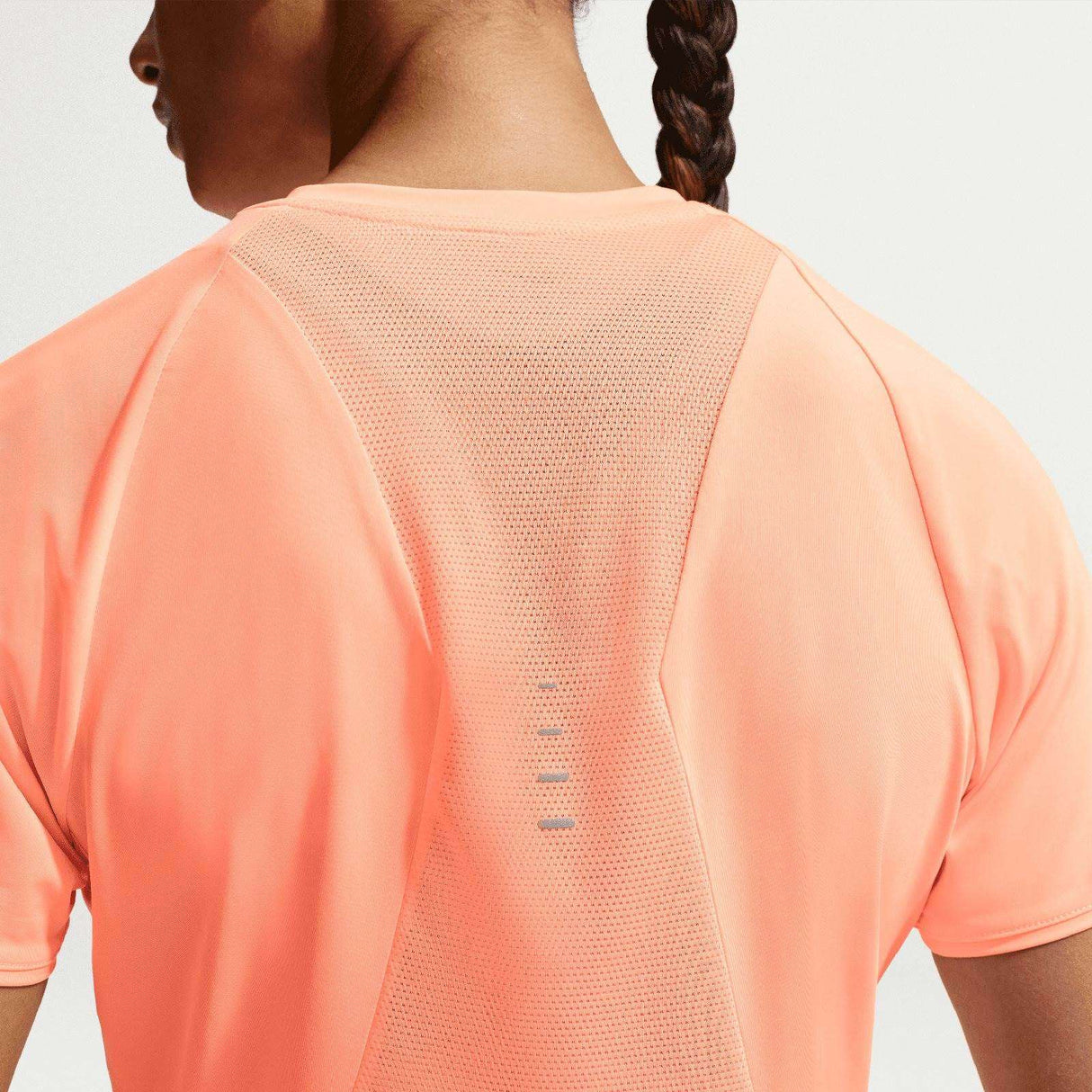 NIKE SWIFT DF SS TOP WMS Orange