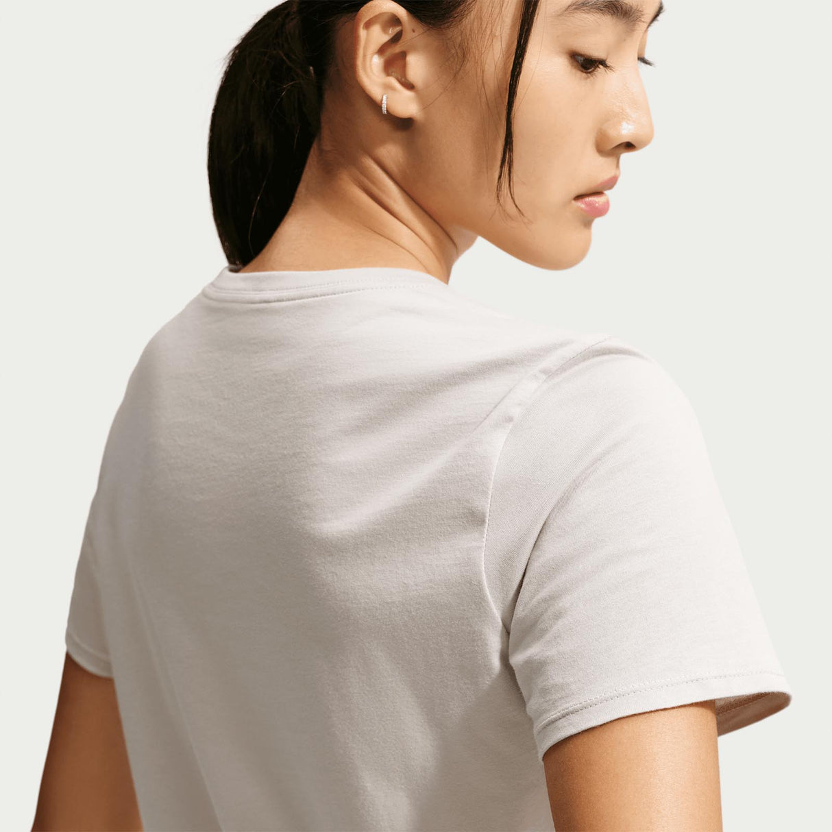 Nike W NSW Club SS Tee Cream