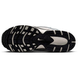 Nike V5 RNR Trainers Grey