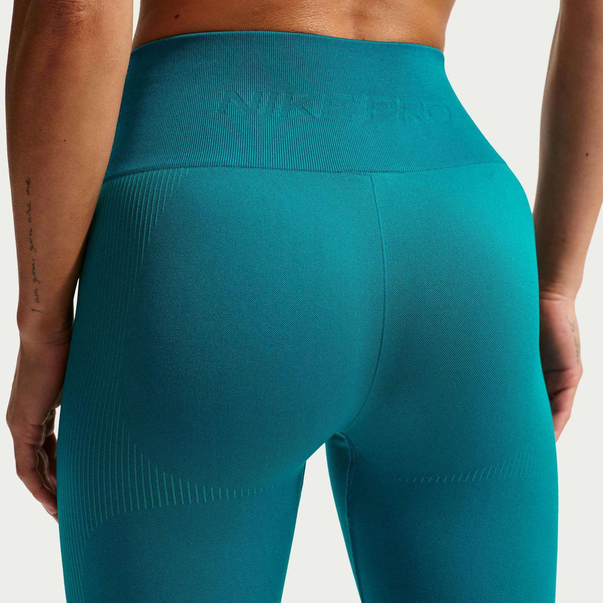 NIKE WMS NP DF SMLS HR 7/8 TIGHT Green