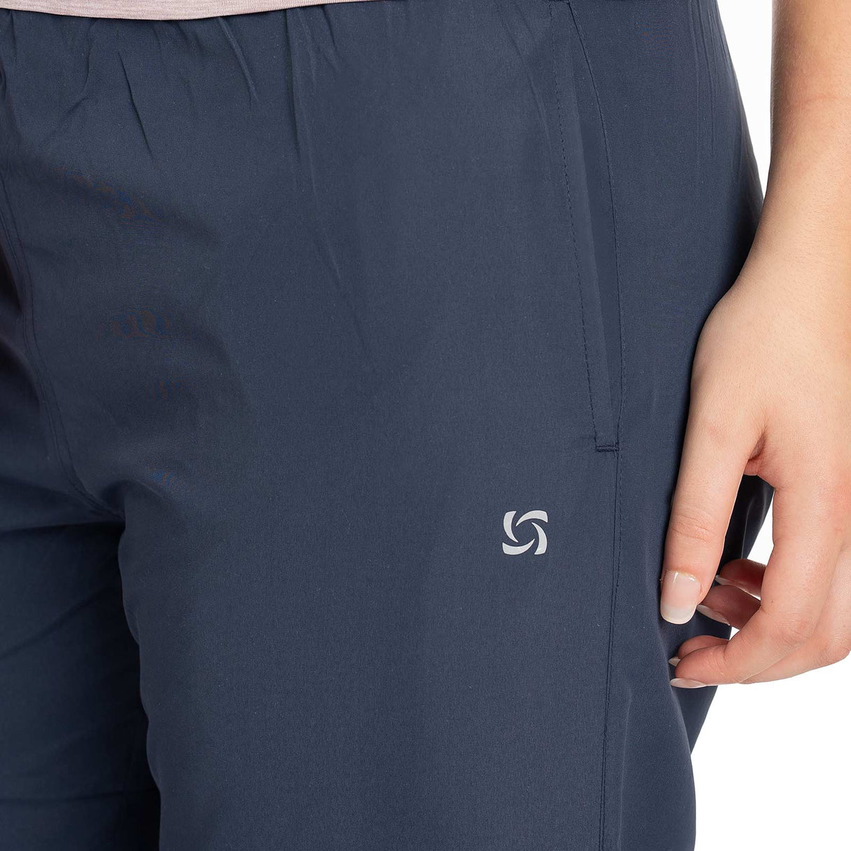 BodyLogic Woven Short Womens Jogger Pant