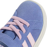 adidas Grand Court 00s Infant Regular-Fit Shoes Close-Up Lace View