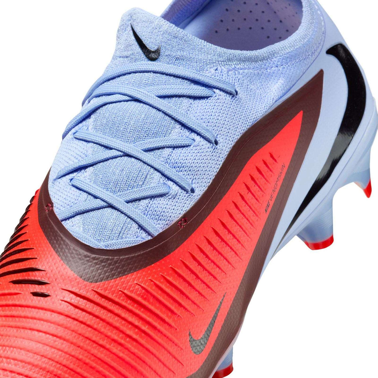 Nike Phantom Low Pro Firm-Ground Football Boots