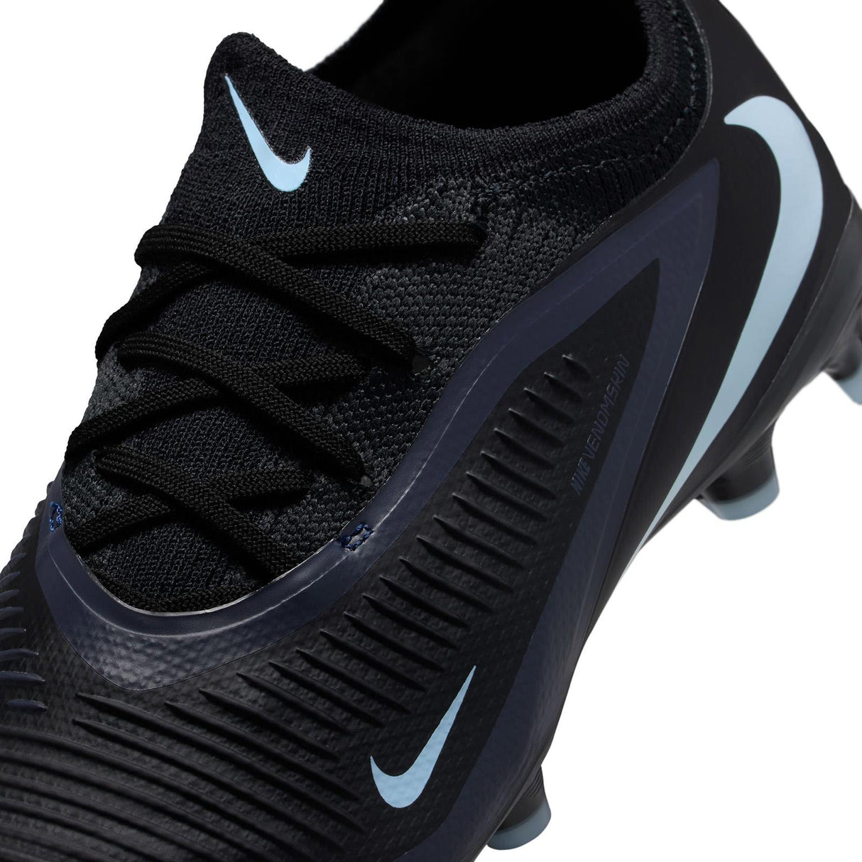 Nike Jr. Phantom 6 Low Pro Multi-Ground Football Boots