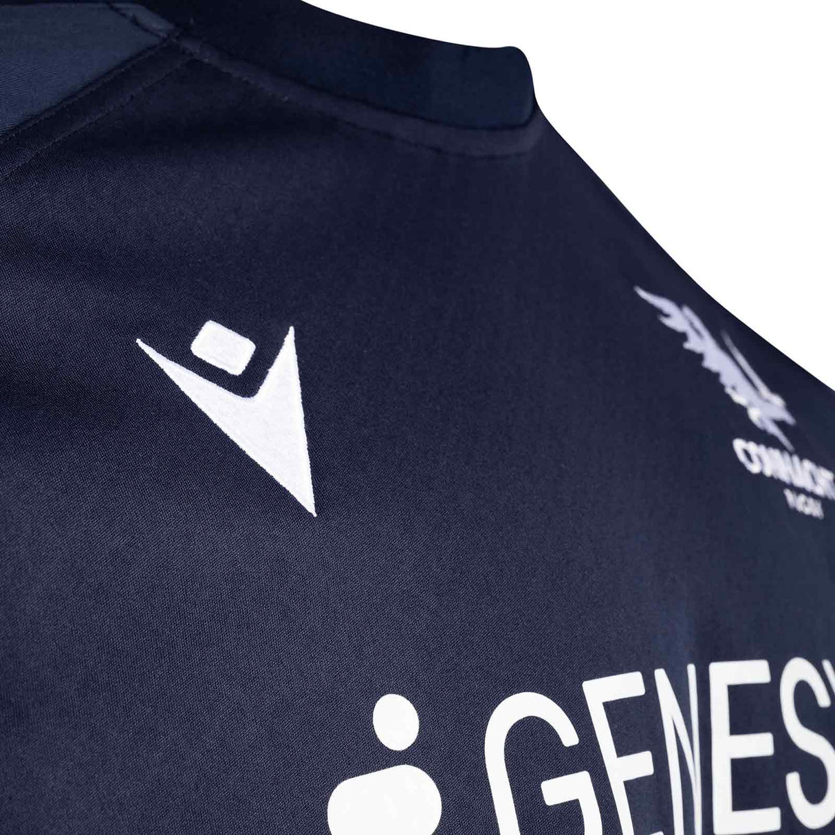 Macron Connacht Rugby 2025/26 Mens Long Sleeved Training Top