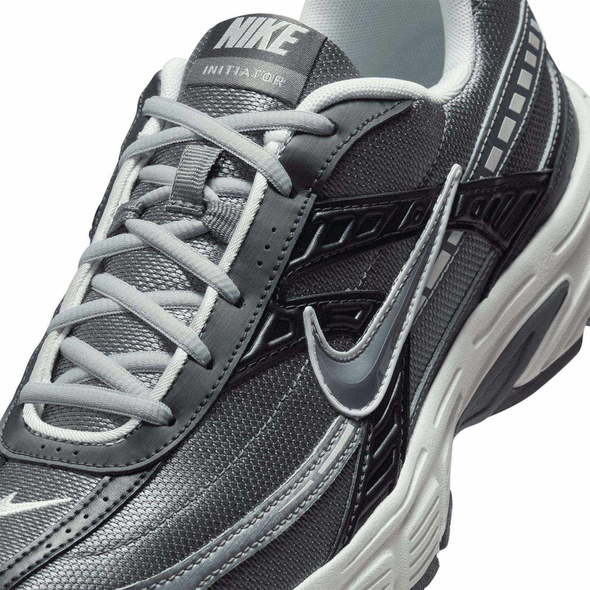 Nike Mens Initiator Grey
