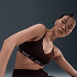 Nike Wmns DF INDY LGT SPT BRA Maroon