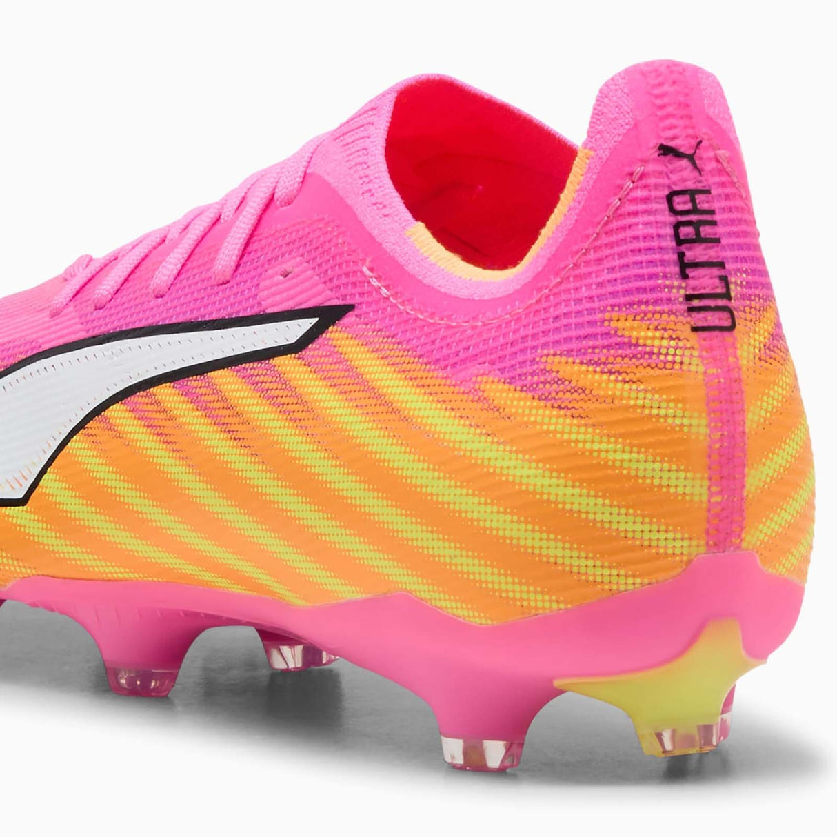 PUMA ULTRA 6 MATCH FG PINK