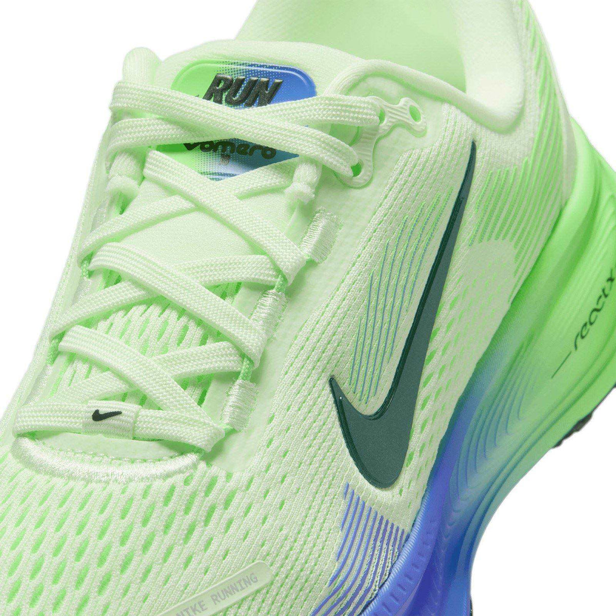 NIKE Vomero 18 Girls Green