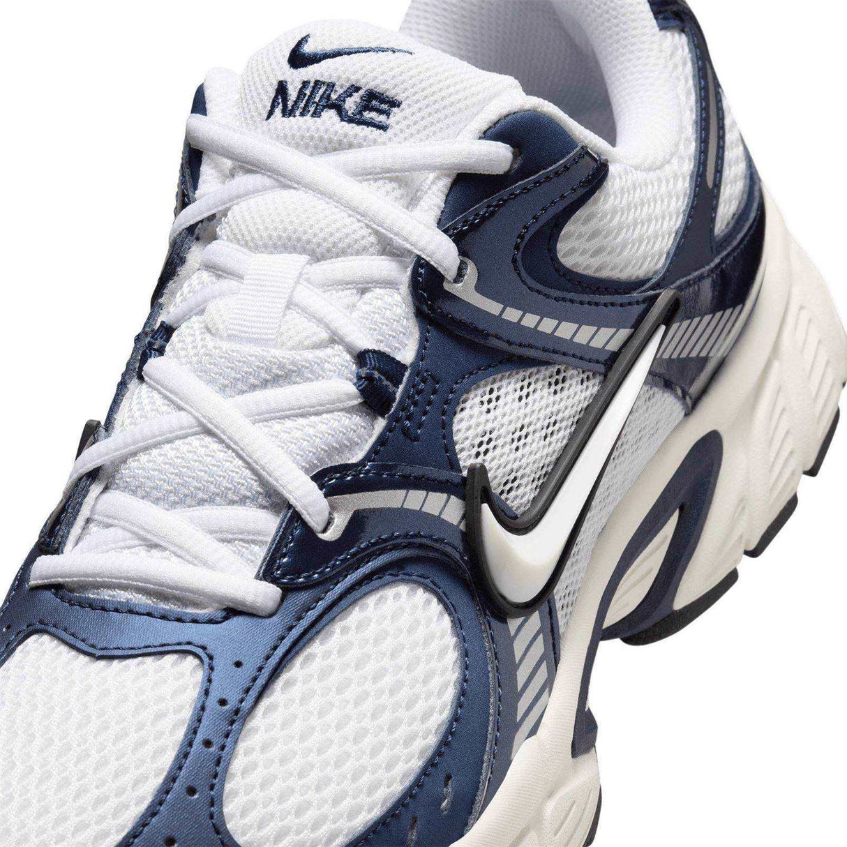 Nike V5 RNR Mens White