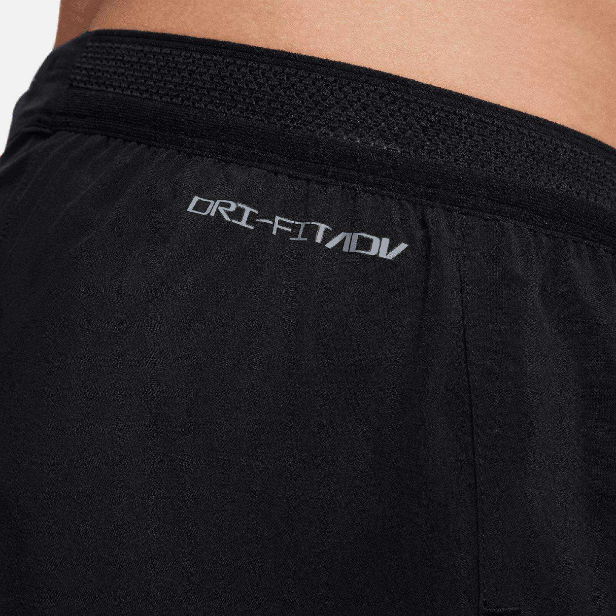 Nike Mens DFADV AROSWIFT 4INBF SHORT Blk