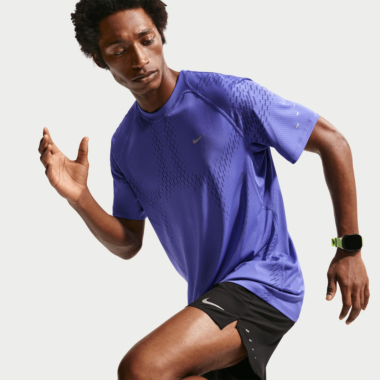 Nike Mens DFADV STRIDE NVLTY SS TOP Blue
