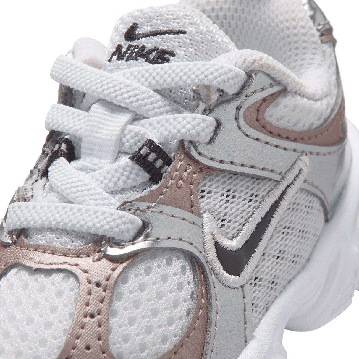 Nike V5 RNR TD Inf White