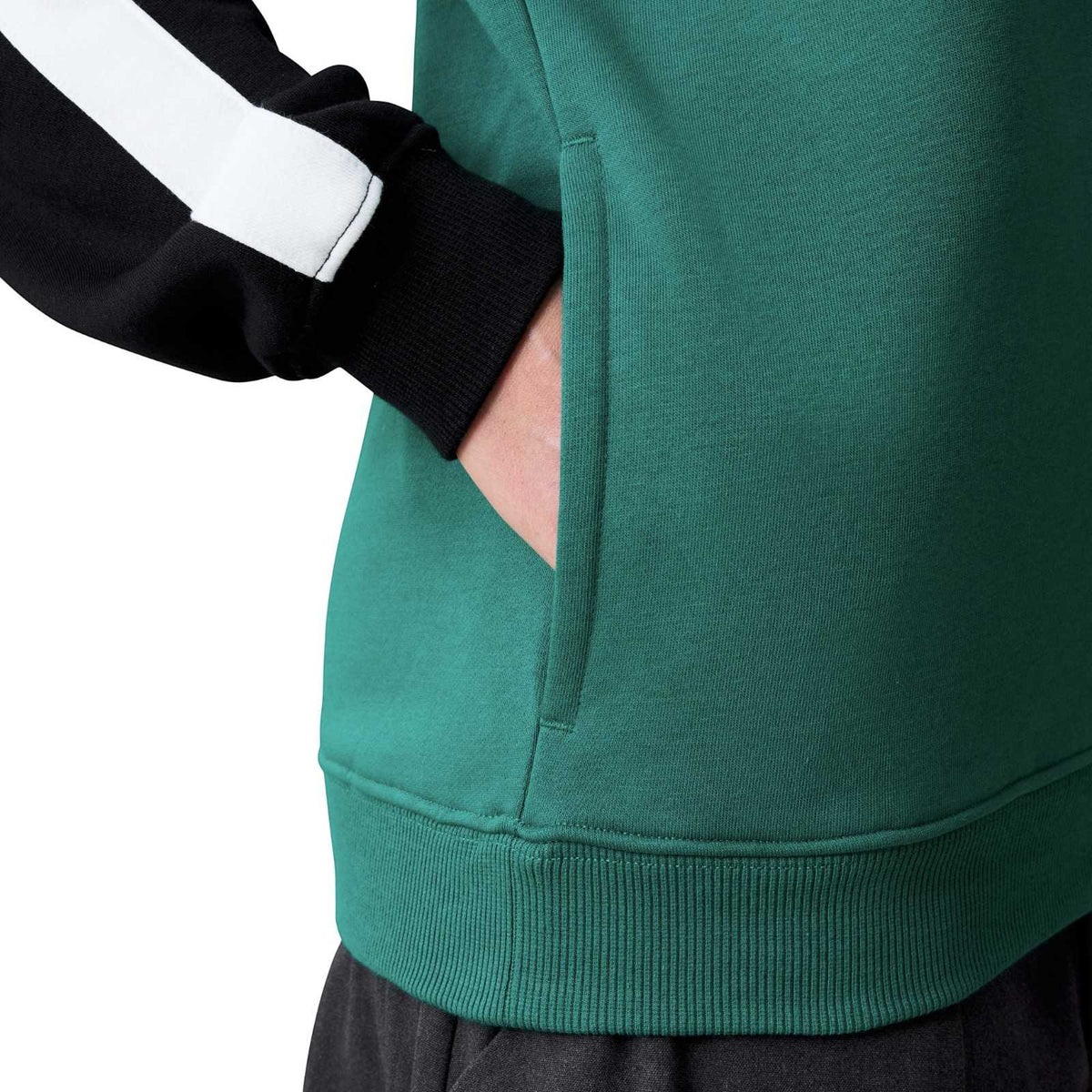 Canterbury IRFU Ireland Rugby 2026/27 Womens Legends Sweatshirt