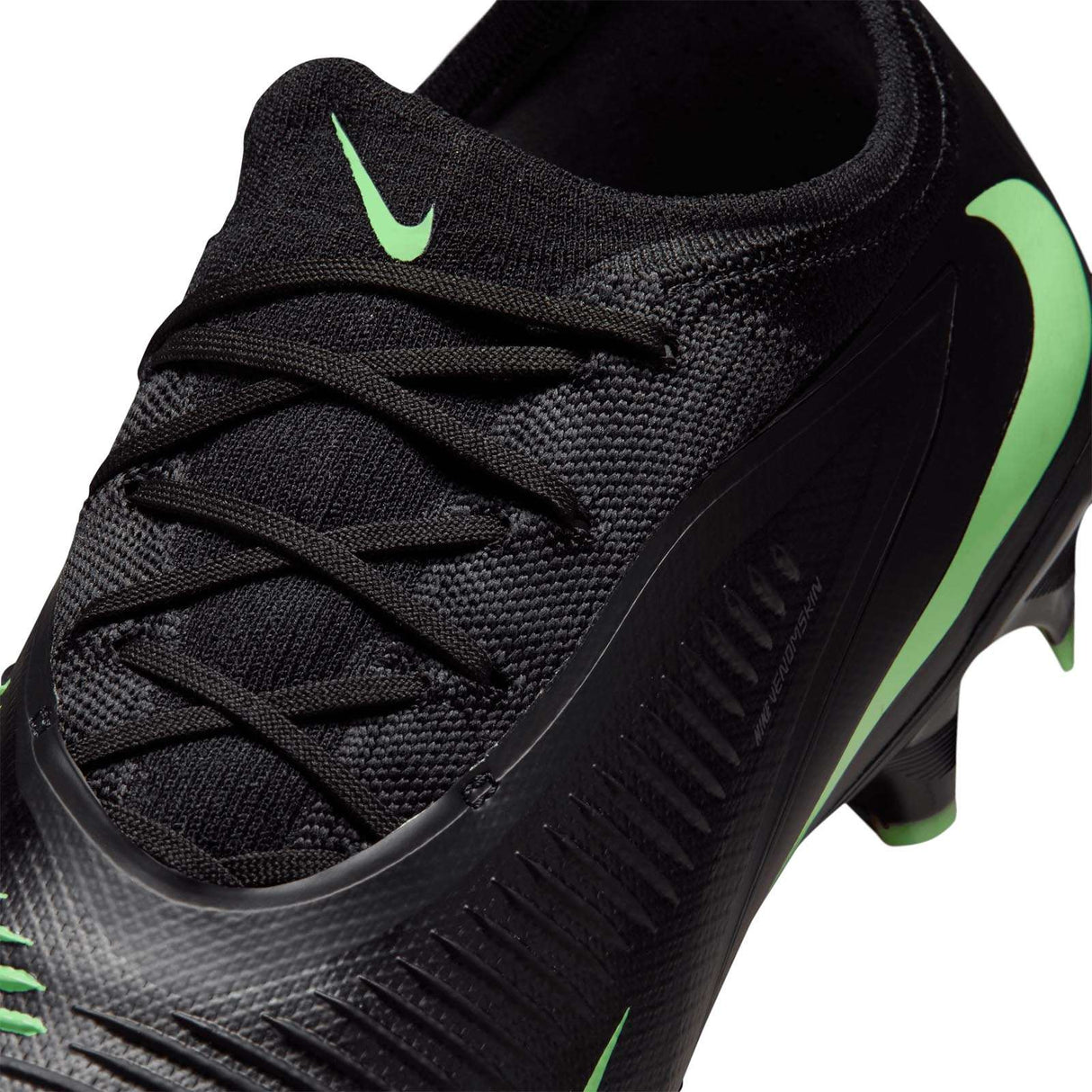 Nike Phantom 6 Low Pro FG Black