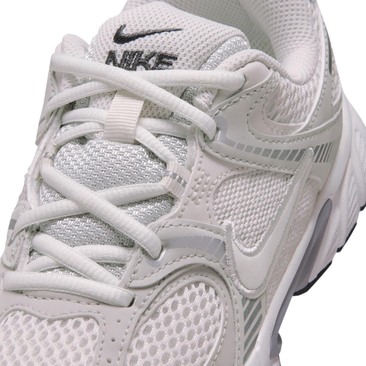 NIKE V5 RNR Girls Grey
