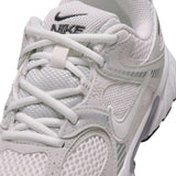 NIKE V5 RNR Girls Grey