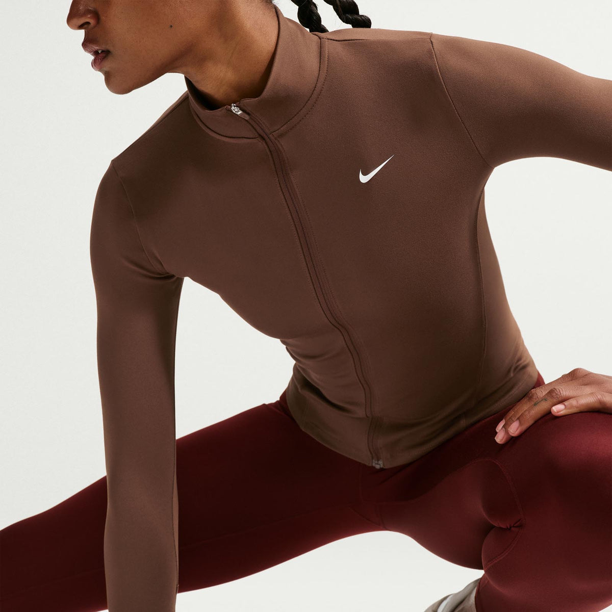 NIKE WMS ONE DF FZ FITTED JACKET Brown