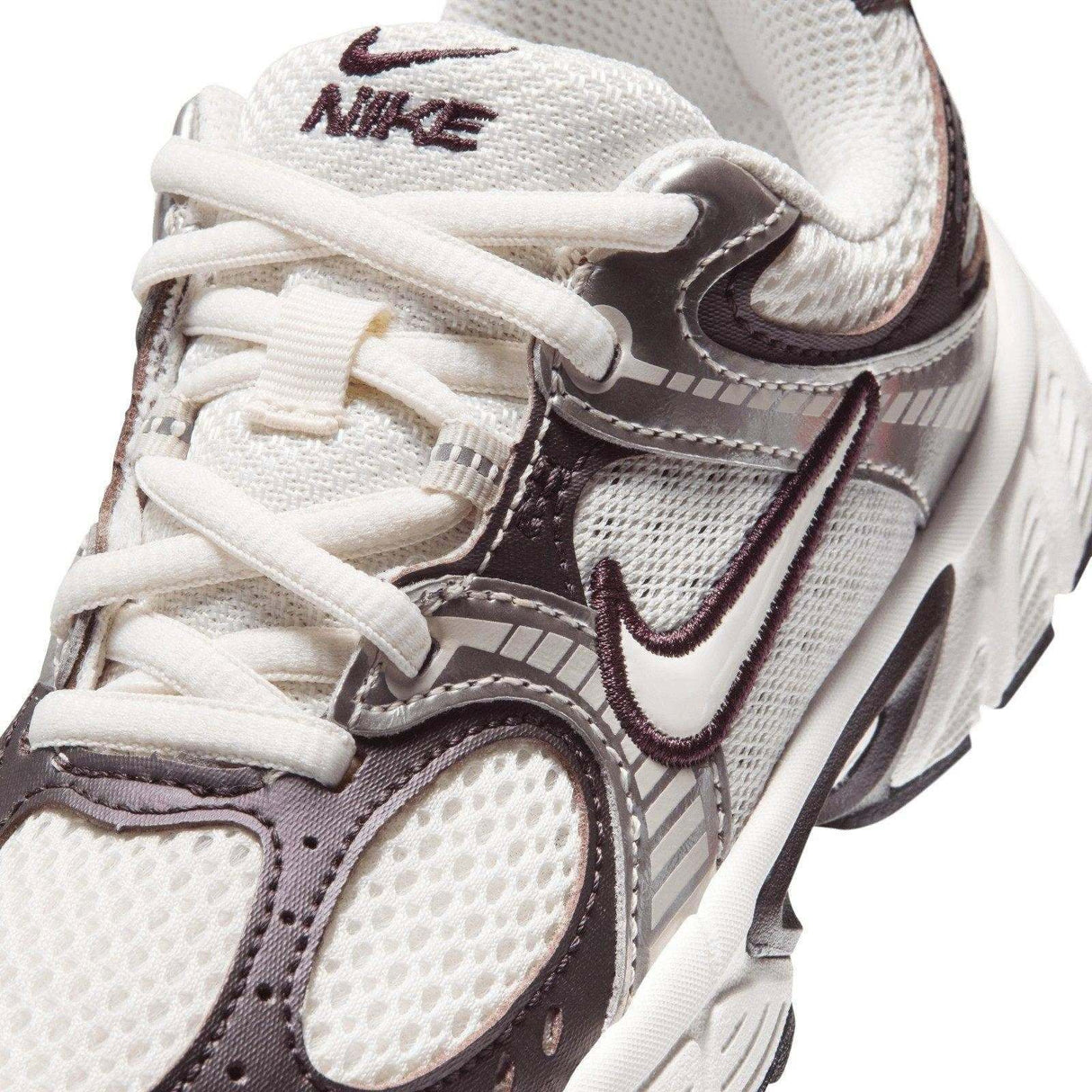 NIKE V5 RNR JNR WHITE Lace Cream