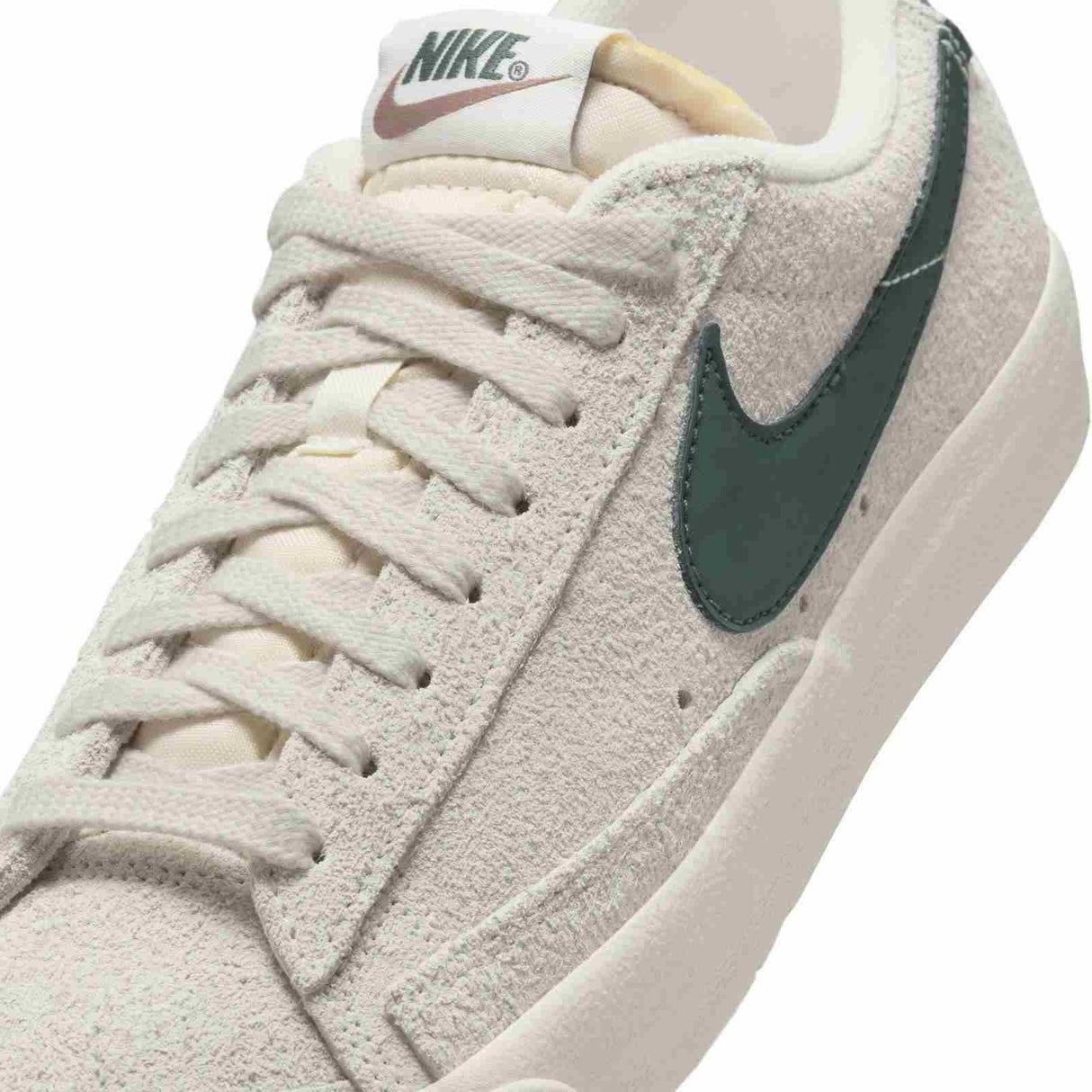 Nike Blazer Low '77 Vintage Womens Shoes
