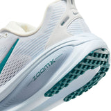 Nike Vomero 18 Womens Road Running Shoes
